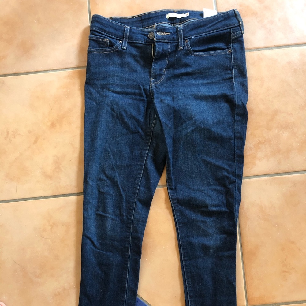 Levi’s 710 skinny jeans